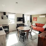 My House's - Time For Bussiness And Yourself בית נופש Wanze