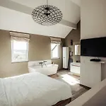 בית נופש My House's - Time For Bussiness And Yourself Wanze