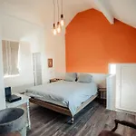 My House's - Time For Bussiness And Yourself * Wanze