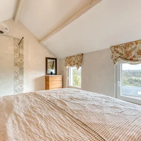 My House's - Time For Bussiness And Yourself Wanze