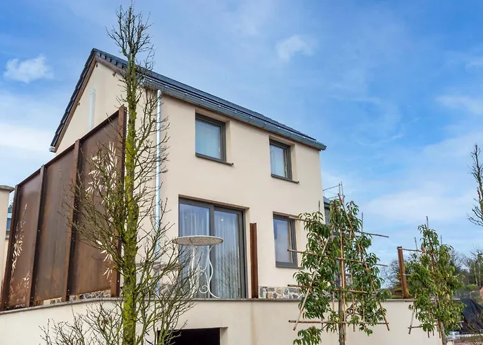 My House's - Time For Bussiness And Yourself * Wanze