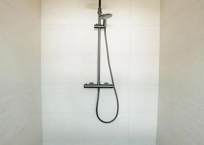 My House's - Time For Bussiness And Yourself Wanze